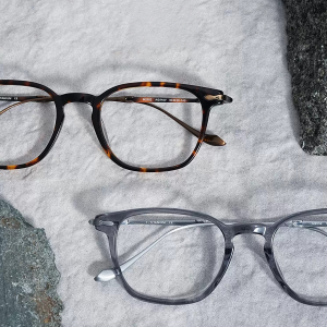 Lightweight Titanium Glasses Frame for Men and Women | Minimalist Japanese Style Eyewear