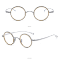 Pure titanium eyewear details①