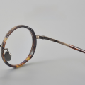 weartin-2512-titanium-eyeglasses-detail②
