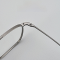 weartin-5004-titanium-eyeglasses-detail②