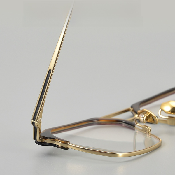 weartin-656-titanium-eyeglasses-detail① weartin-656-titanium-eyeglasses-detail①