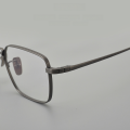 weartin-8827-titanium-eyeglasses-detail③