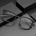 weartin-tango3-titanium-eyeglasses-front②
